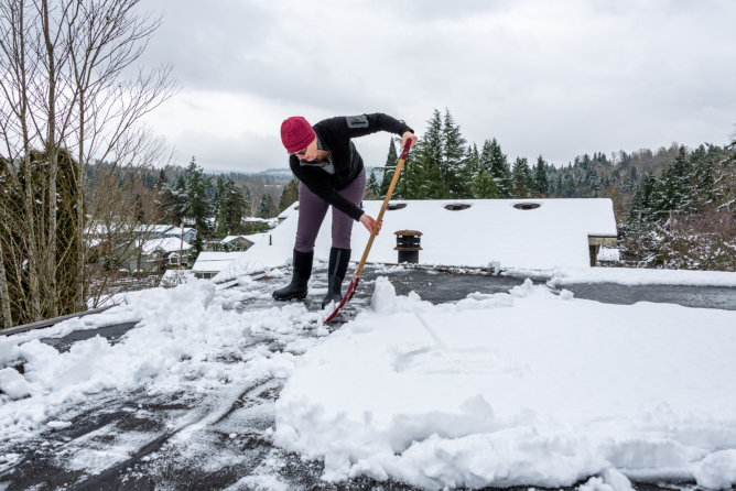 the-hazards-of-improper-snow-removal